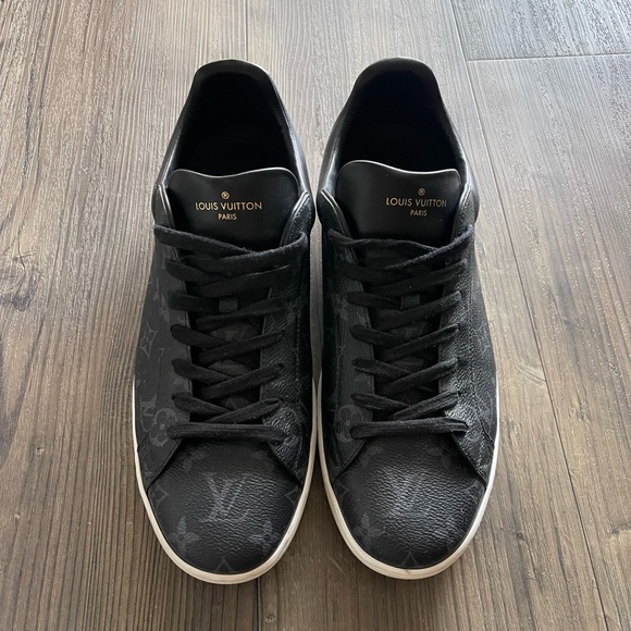 Louis Vuitton Skate Sneaker Mens 7 Worn Once $1,700